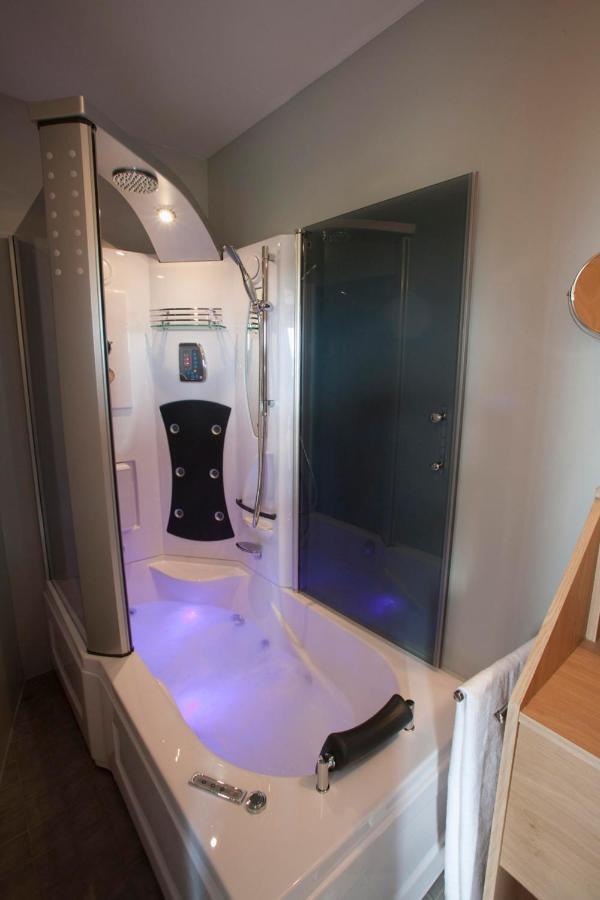 Hotel Chamdor Roeselare Room photo